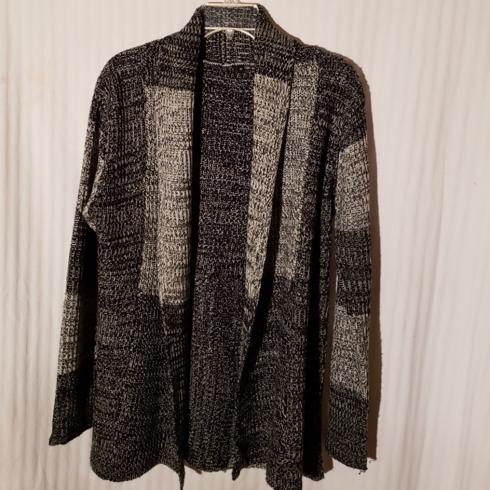 BCBG, BLACK & white sweater